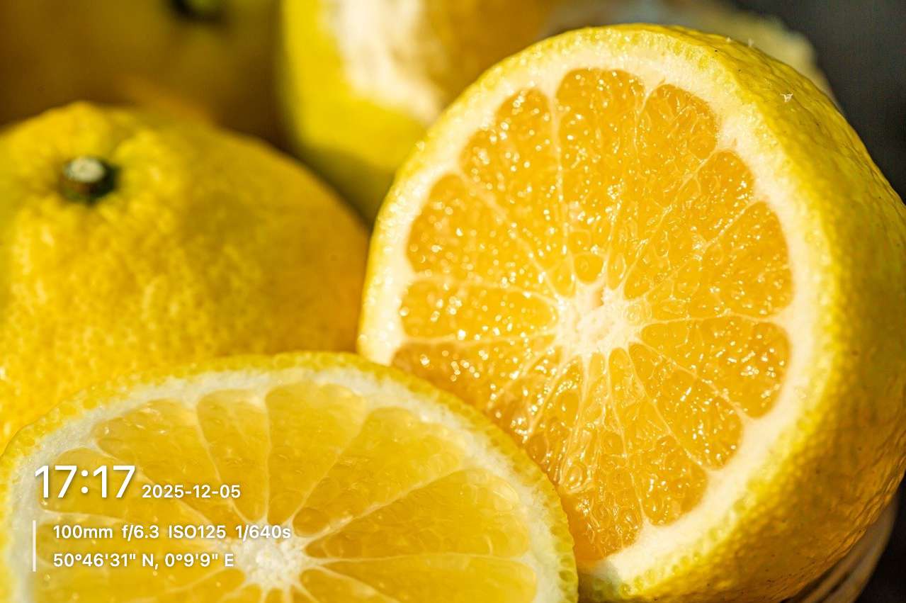 边框水印APP应用背景